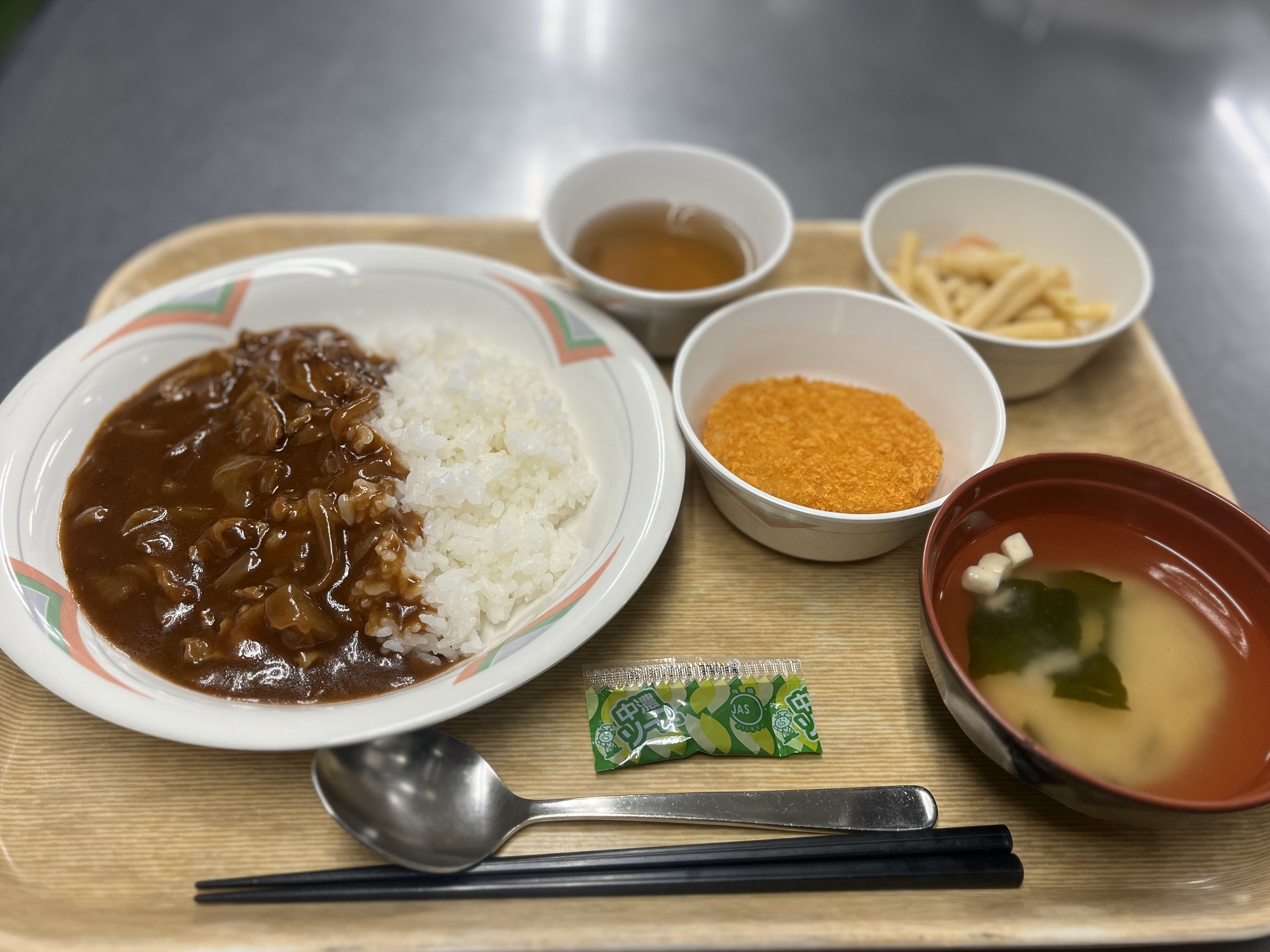 昼食 ハヤシライス
